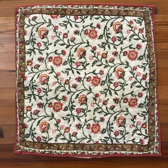 Pottery Barn Two RIA VOILE Pillow Shams Floral Cotton Cottage Core 26x26 - Picture 3 of 12